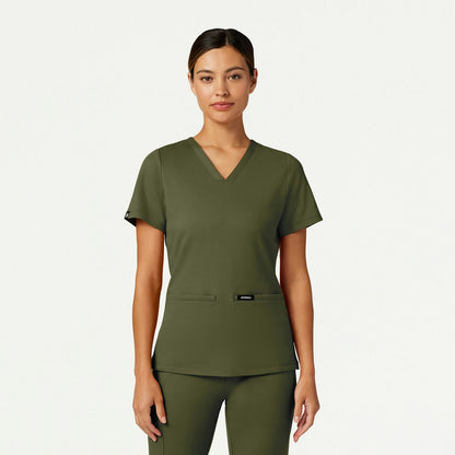 Cesi 2-Pocket Slim Scrub Top