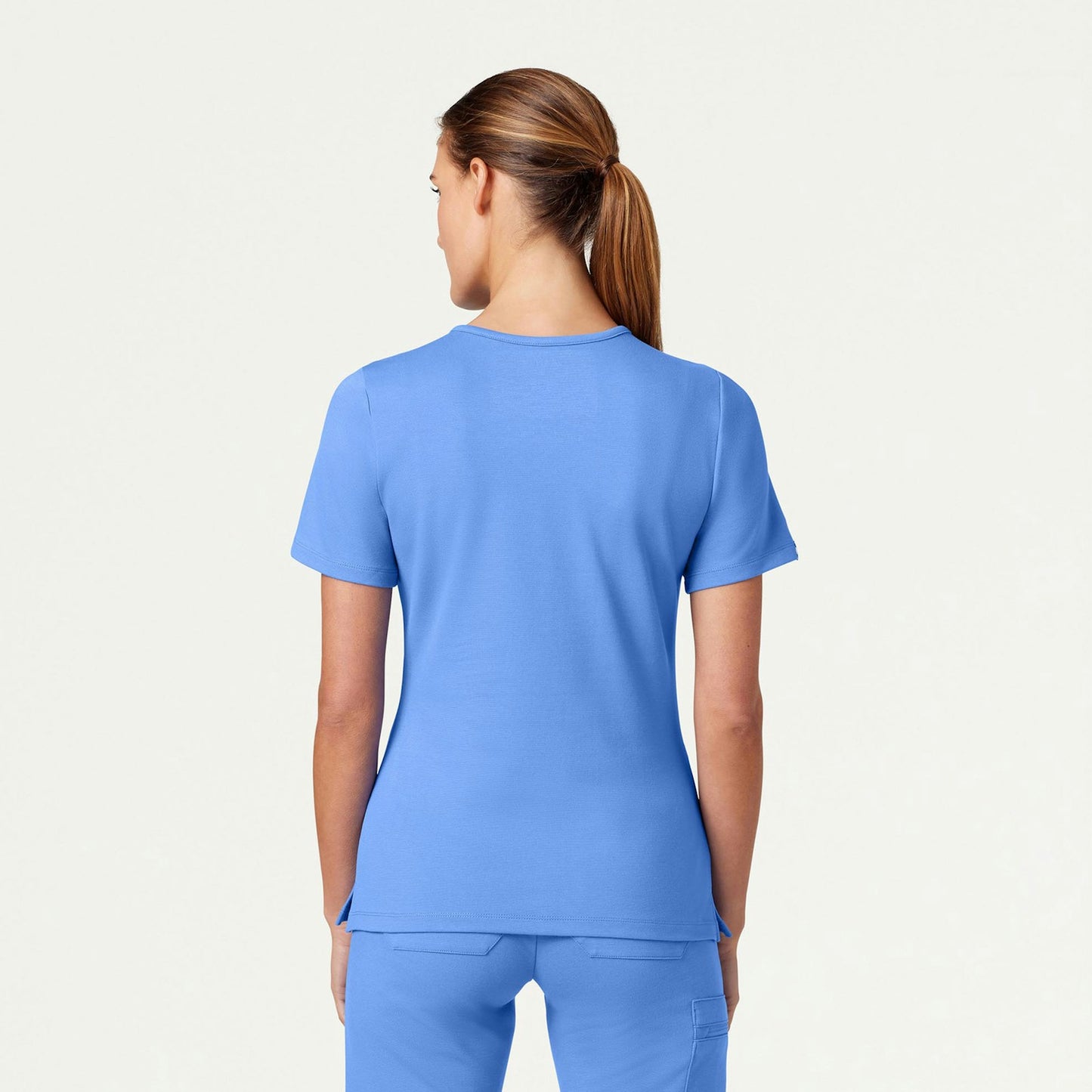 Cesi 2-Pocket Slim Scrub Top